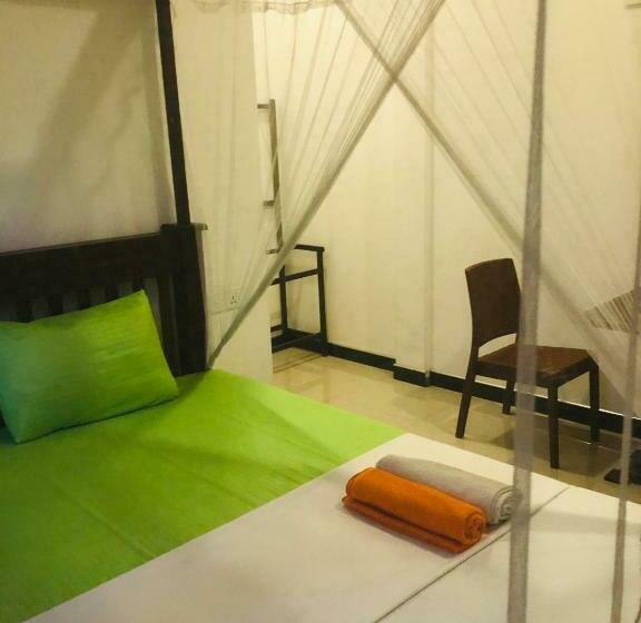 Отель Osii Boutique Villa Unawatuna