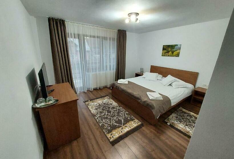 پانسیون Casa Elena