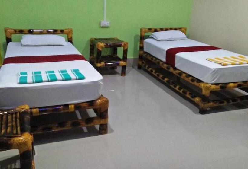 بنسيون Subansiri Lodge