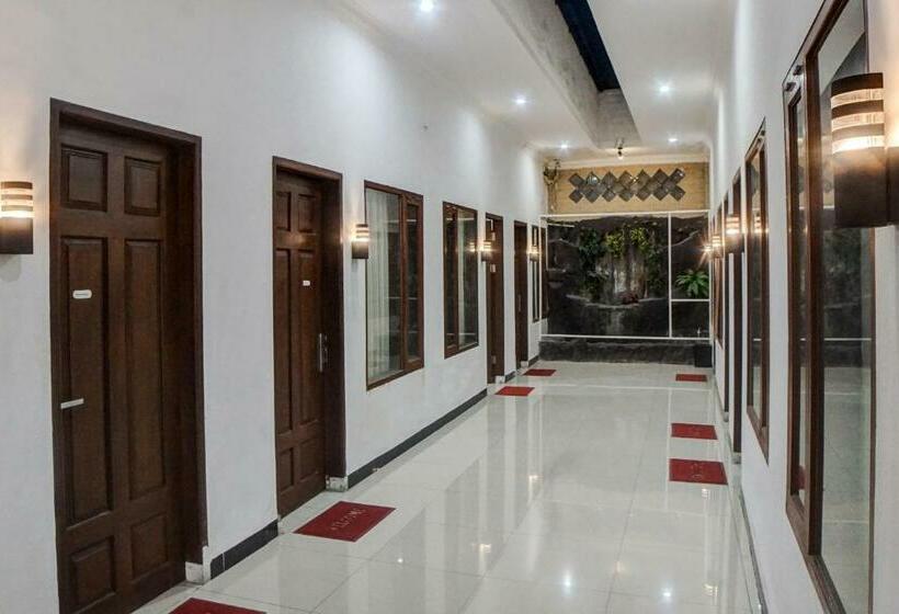호텔 Jr Residence Syariah Near Jalan Setiabudi Medan Redpartner