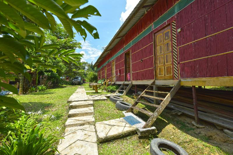 فندق Oyo 90630 Mat Leon Village