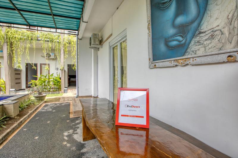 هتل Reddoorz Near Exit Toll Nusa Dua