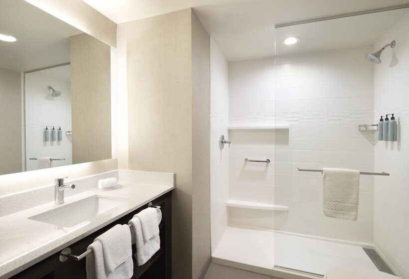 هتل Residence Inn By Marriott Fresno Clovis