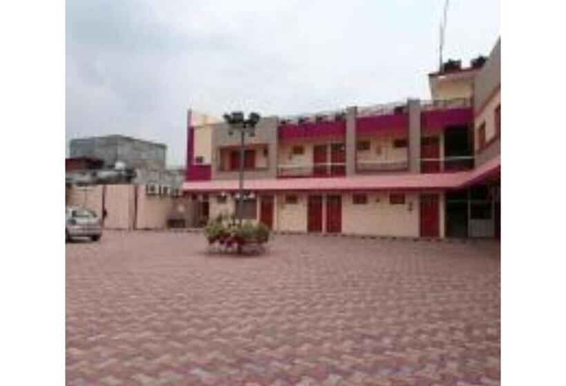 酒店 Chaitdeep Palace, Gorakhpur