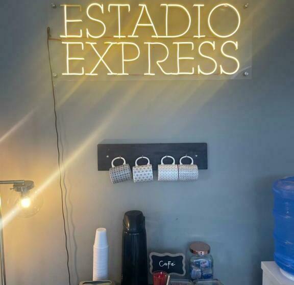 호텔 Estadio Exprés
