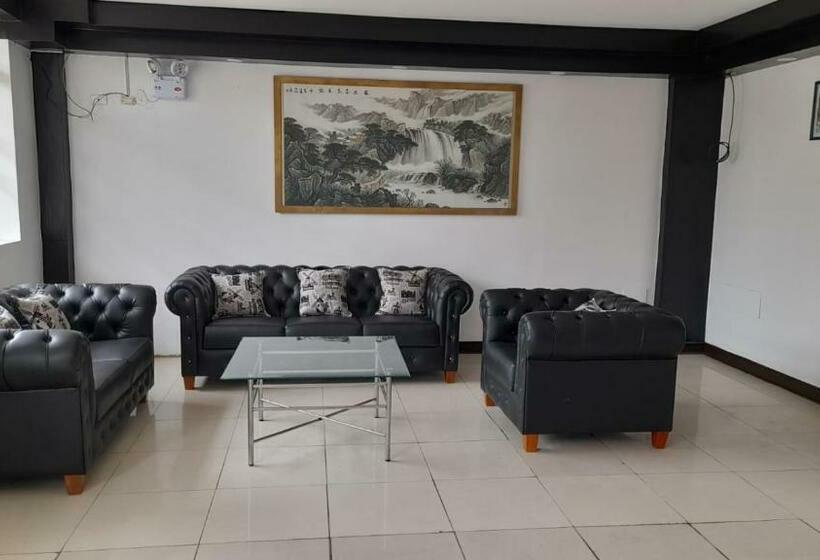 Venecia Hotel Larco