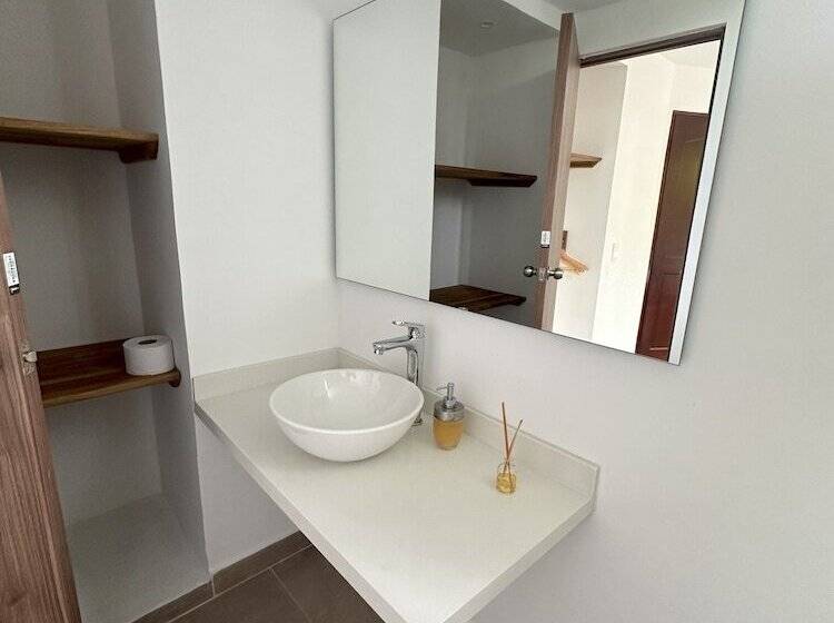 هتل Chalet La Sofia By Majuva