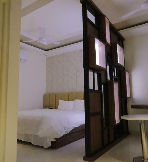酒店 Nandha Grande