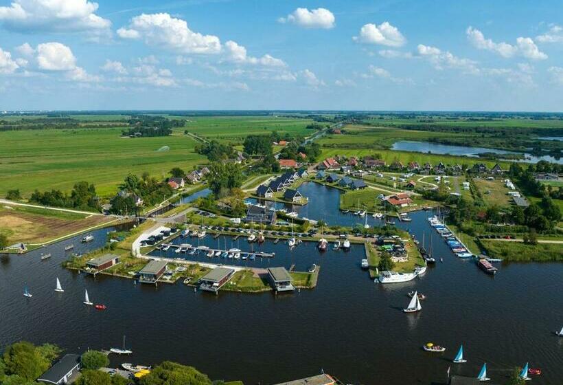리조트 Landal Waterpark De Alde Feanen