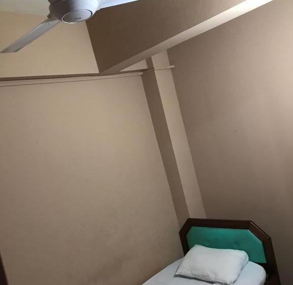 فندق صغير Motel Terminal Inn