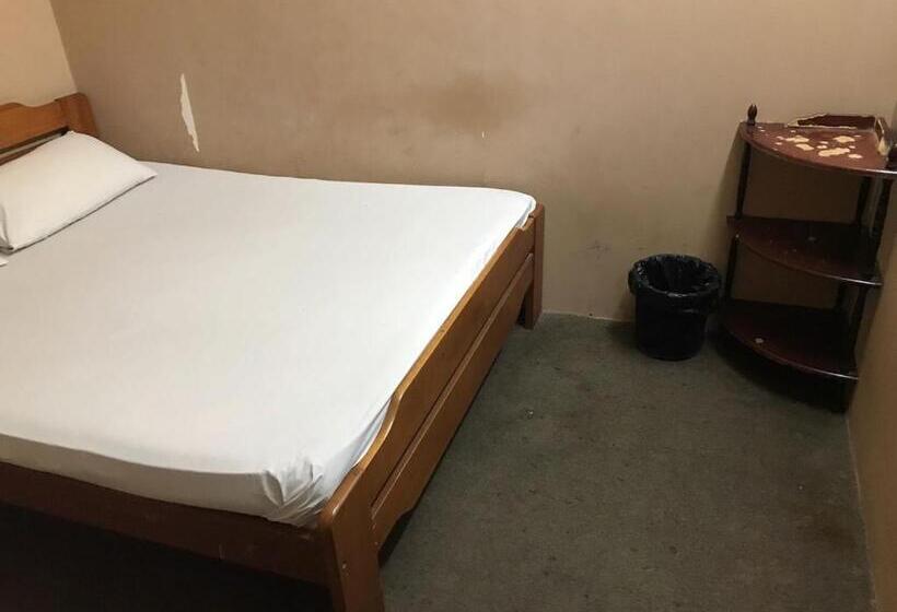 فندق صغير Motel Terminal Inn