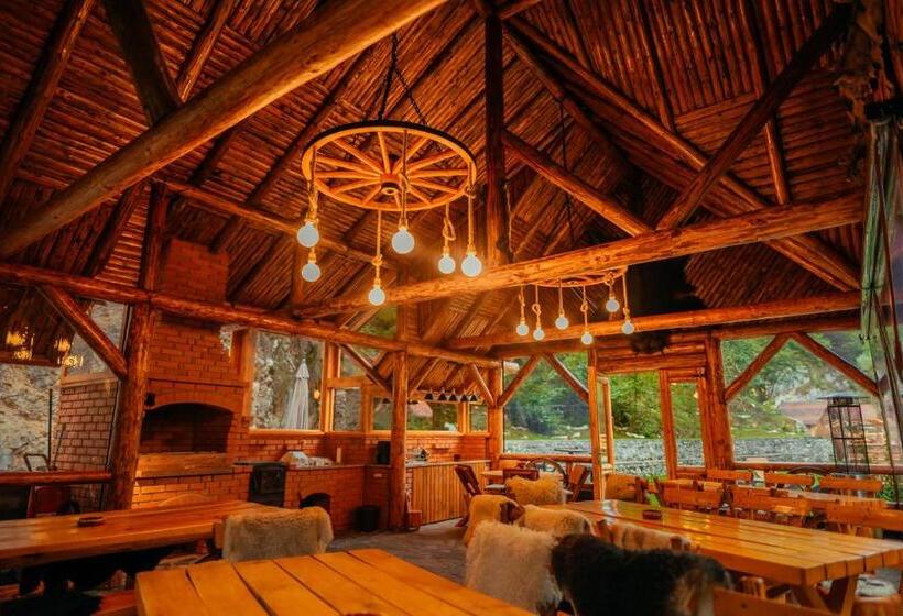 پانسیون Casa Cheile Dâmbovicioarei   Cabana 1