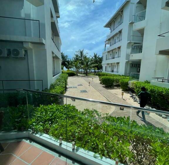 Beachfront Condo Nilaveli
