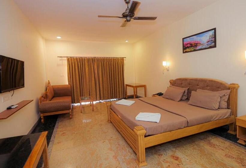 فندق Sparv Aulakhs Resort