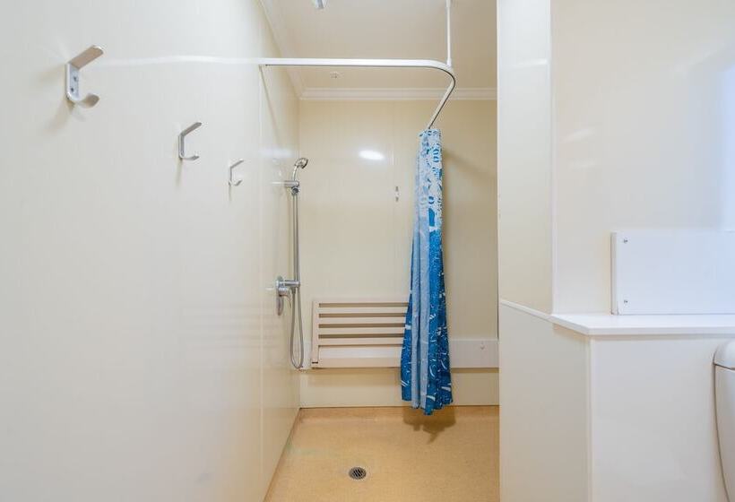 הוסטל Te Anau Central Backpackers