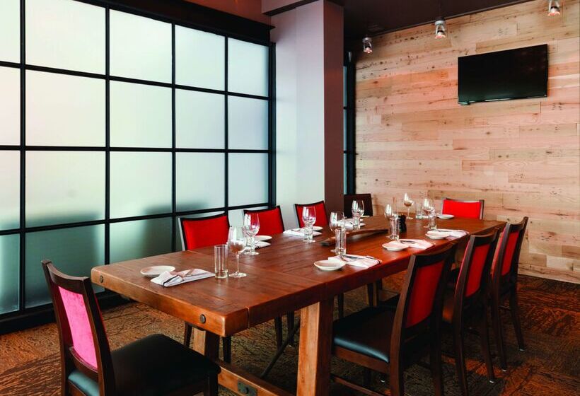 هتل Embassy Suites By Hilton Tuscaloosa Alabama Downtown