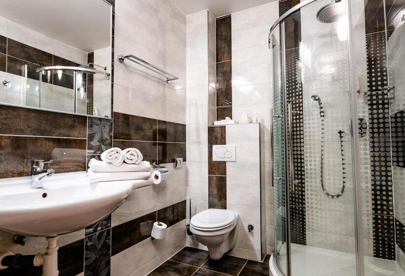 هتل Galant Mikulov