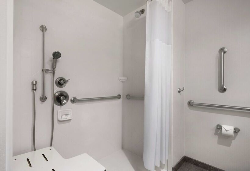 فندق Hampton Inn & Suites Mishawaka/south Bend At Heritage Square