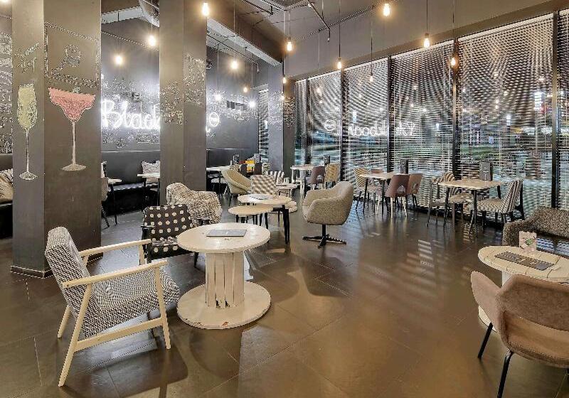 هتل Ibis Styles Wroclaw Centrum