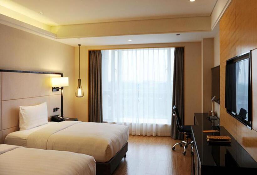 فندق Pullman Qingdao Ziyue