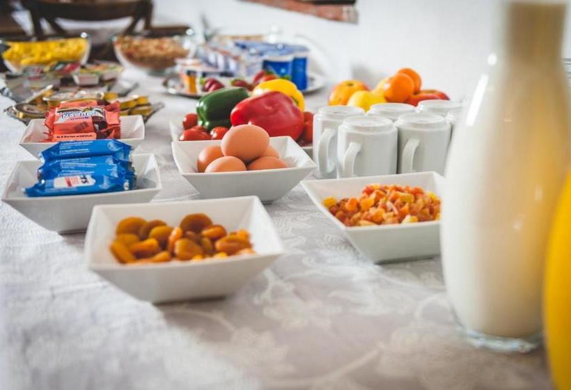 هتل U české Koruny