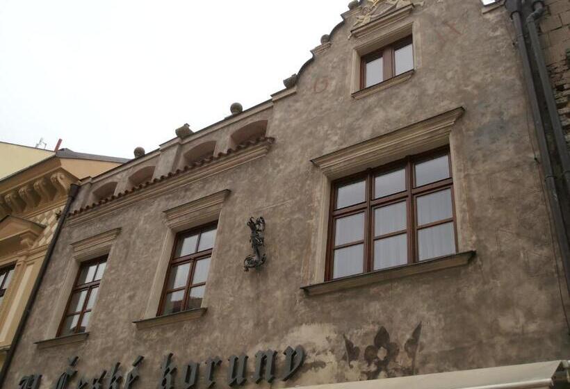 هتل U české Koruny