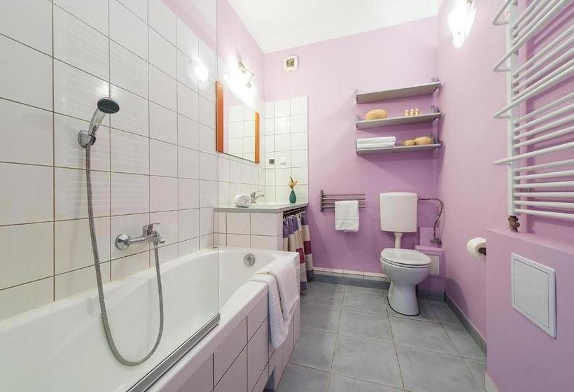 P&o Apartments Stara