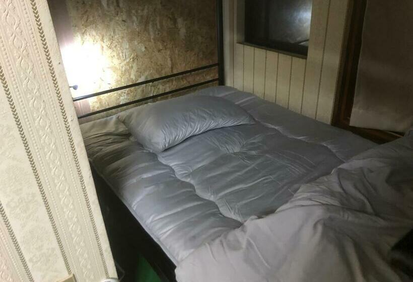 旅馆 民泊しじみハウス Shabbyguesthouse Shijimi