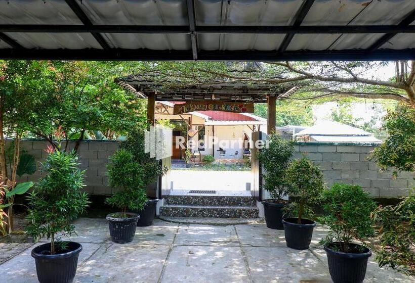 هتل Sahabat Pantai Guest House Mitra Reddoorz