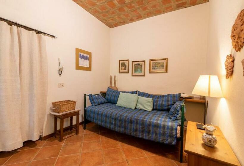 Отель Villa La Tinaia Il Sole Verde