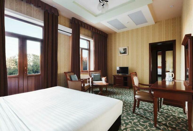 هتل Western Suites