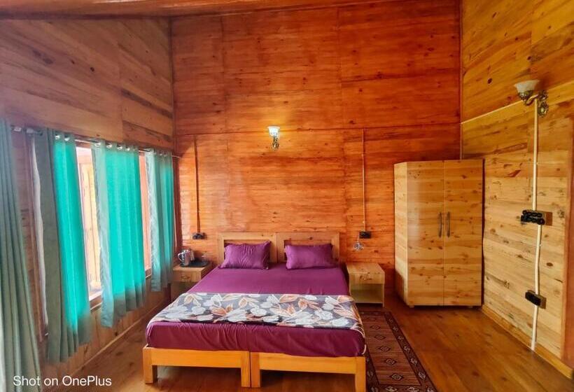 The Roots Hotel & Resort Jalna Almora