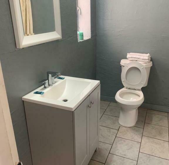 Отель Economy Inn