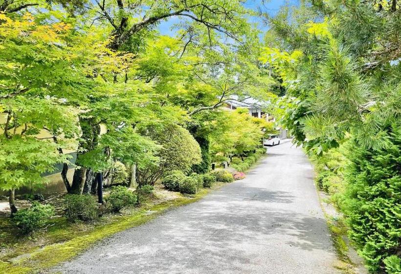 Ryokan 高野山 宿坊 宝城院  Koyasan Shukubo Hojoin