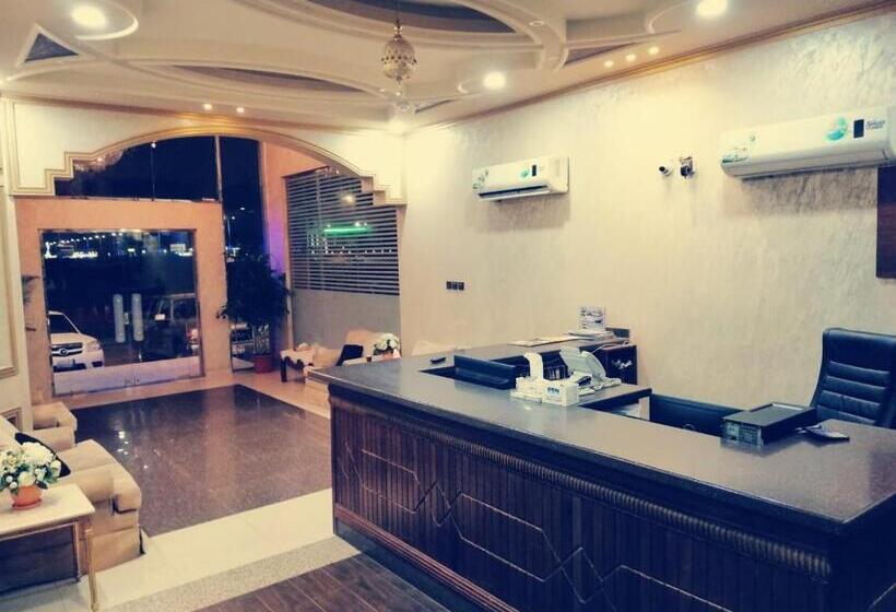 أسفار الأولى