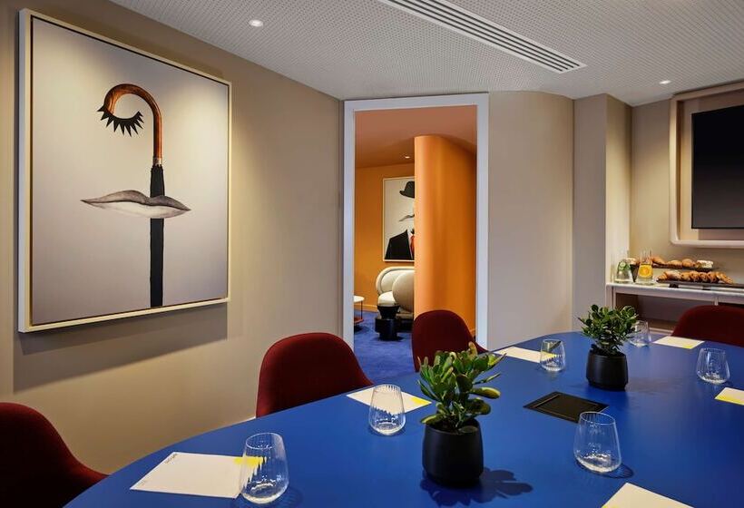 Art Otel London Battersea Power Station, Powered By Radisson Hotels