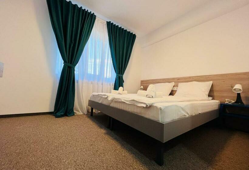 هتل Stef Rooms