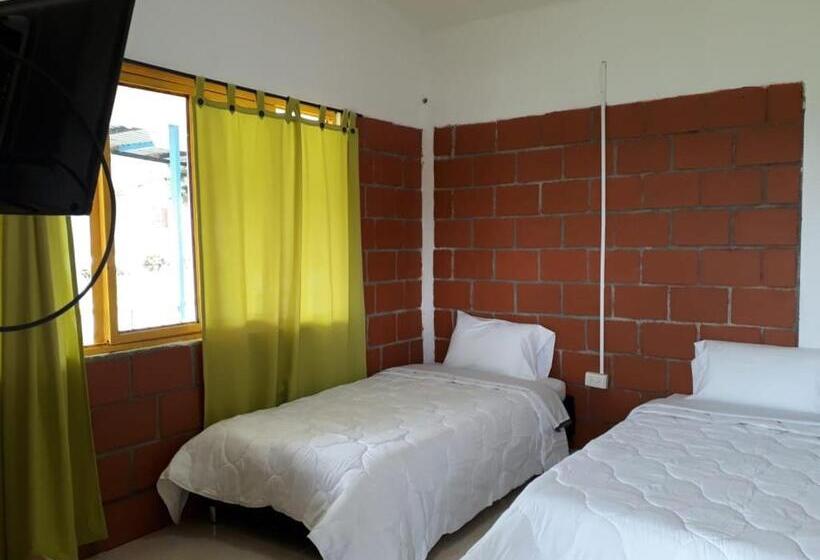 پانسیون La Rivera Hosteria Campestre