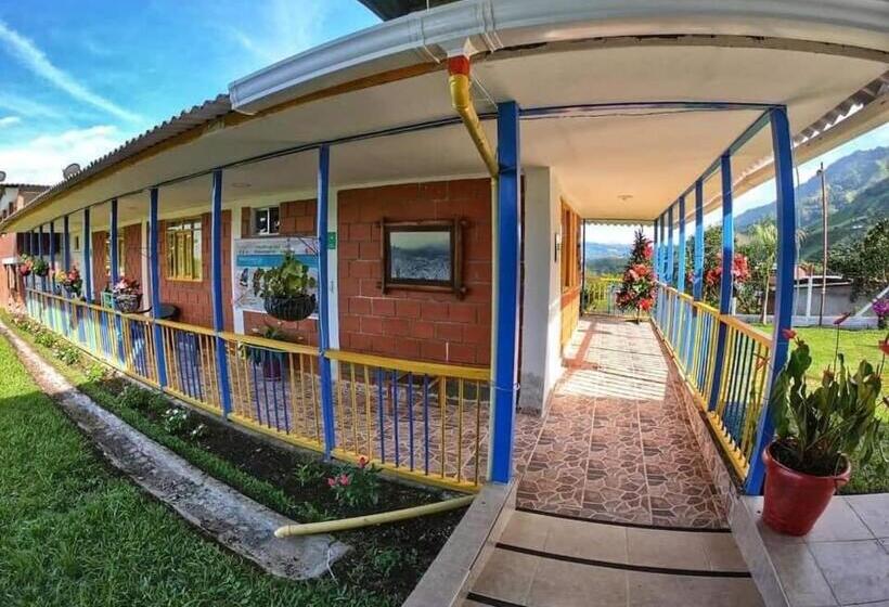 پانسیون La Rivera Hosteria Campestre