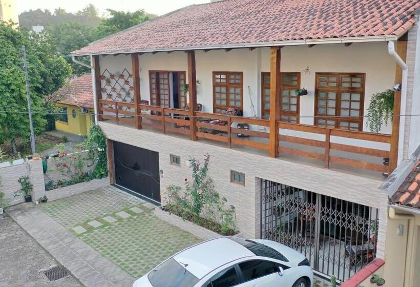 Пансион Pousada Central Jaraguá
