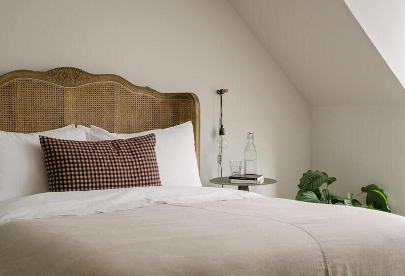 민박 The Dundonald Guesthouse & Cottage