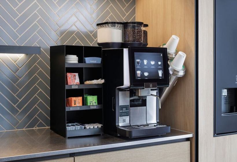 فندق Fairfield By Marriott Hokkaido Naganuma