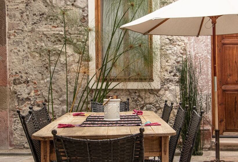 هتل Orchid House San Miguel De Allende