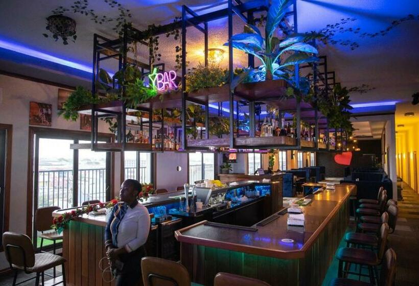 هتل Royal Breeze Paramaribo