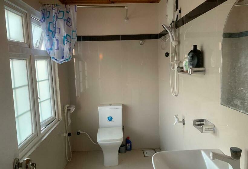 پانسیون Jaffna Travel Budget House