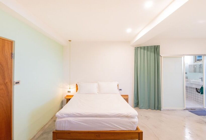 تختخواب و صبحانه Owlstay Jiufen Green Ray   故事所 山中夢遊 九份綠光