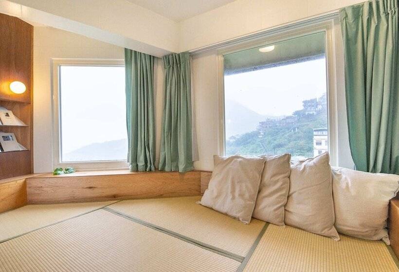 تختخواب و صبحانه Owlstay Jiufen Green Ray   故事所 山中夢遊 九份綠光