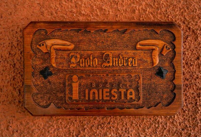 هتل Bodega Andrés Iniesta Con Visita Y Cata