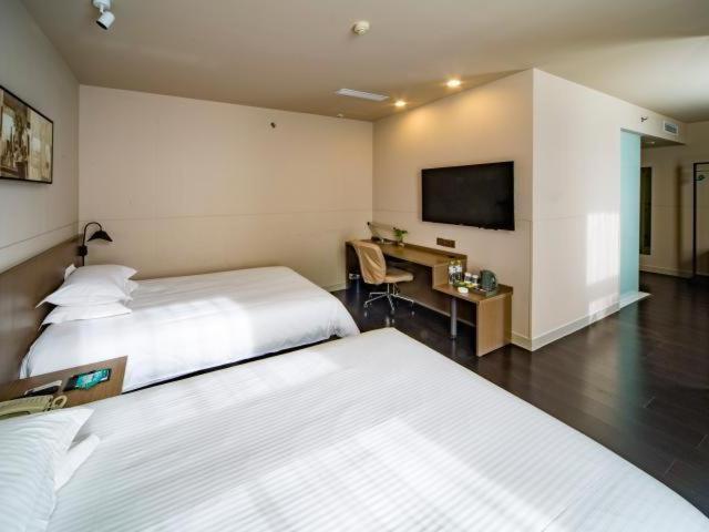 בית מלון כפרי Jinjiang Inn Select Zibo Boshan Passenger Station Branch