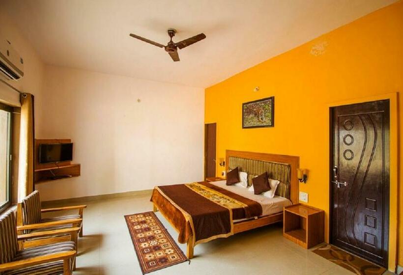 Jungle King Resort